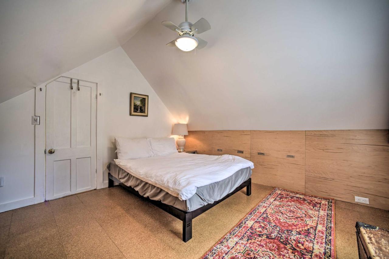 Charming Cottage With Yard - 2 Mi To Tinker St! Вудсток Екстер'єр фото