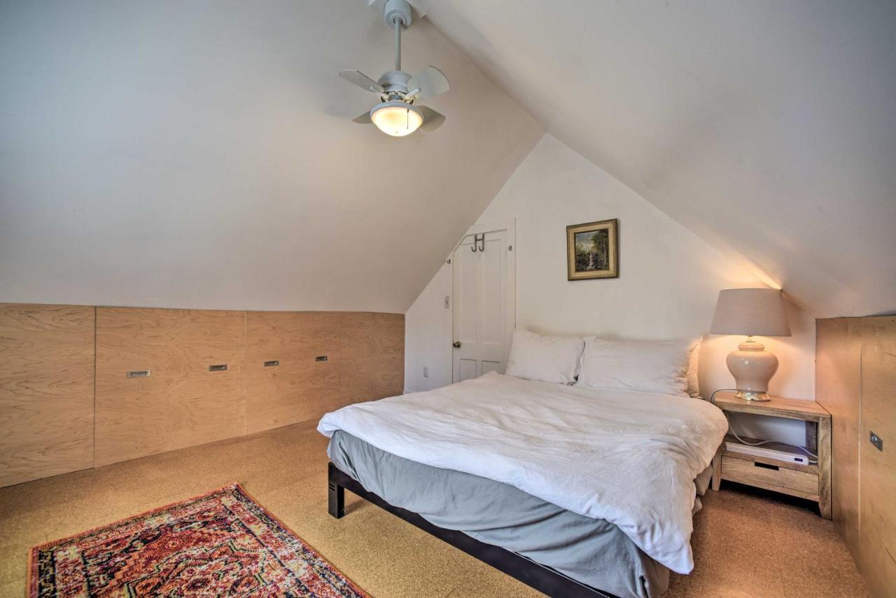 Charming Cottage With Yard - 2 Mi To Tinker St! Вудсток Екстер'єр фото